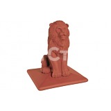 Клинкерный колпак King Klinker для забора Royal LION со львом Ruby red 445x445x520
