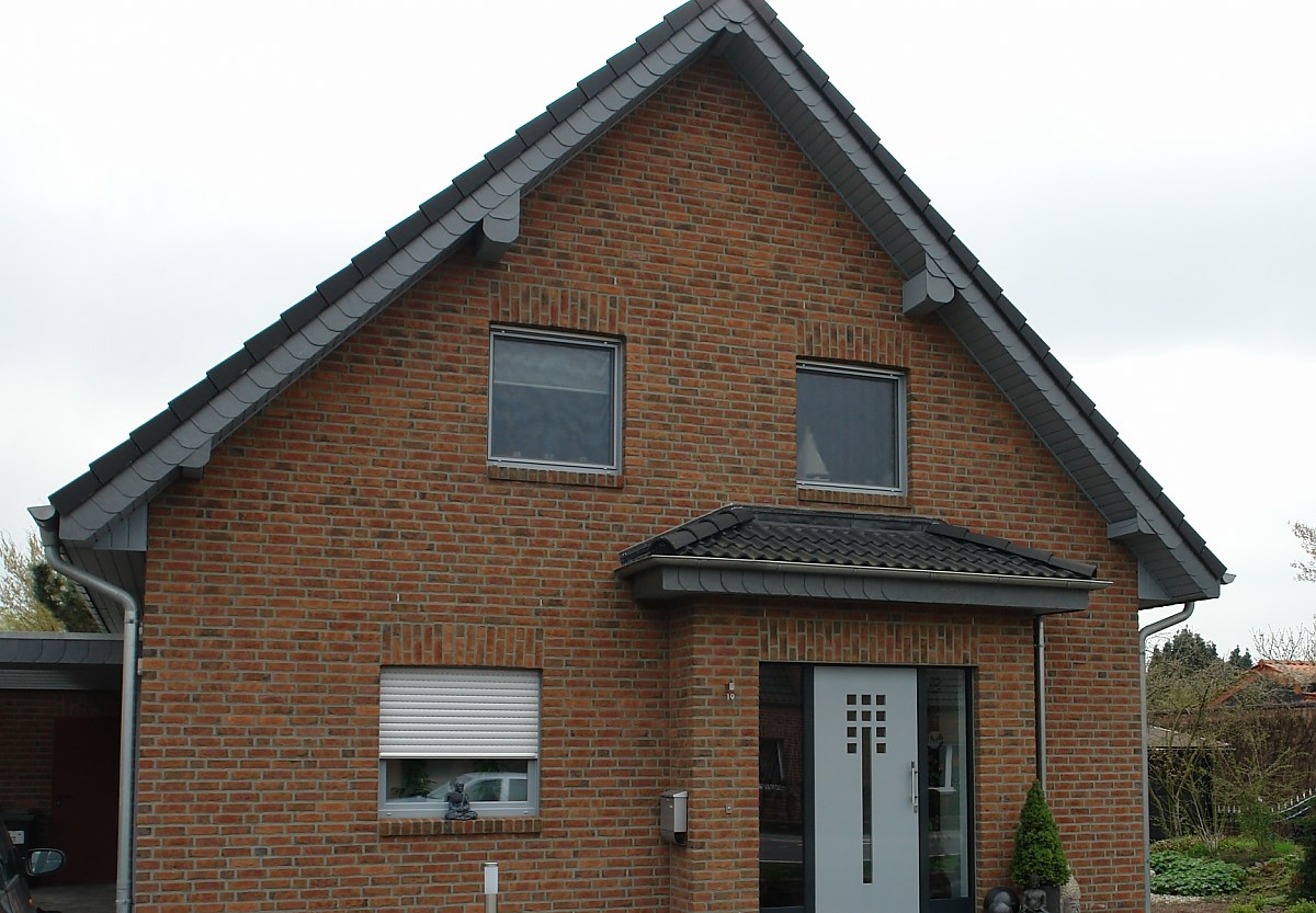 Дом из кирпича мокко бунт